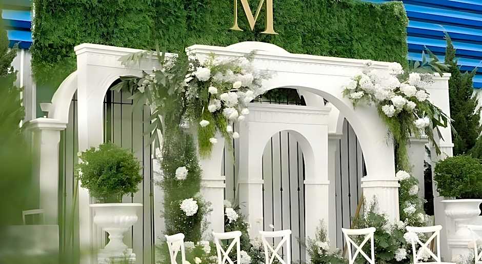 Marble Arch De Loei Hotel