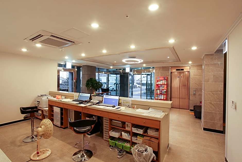 Sunrise Hotel Seopjikoji