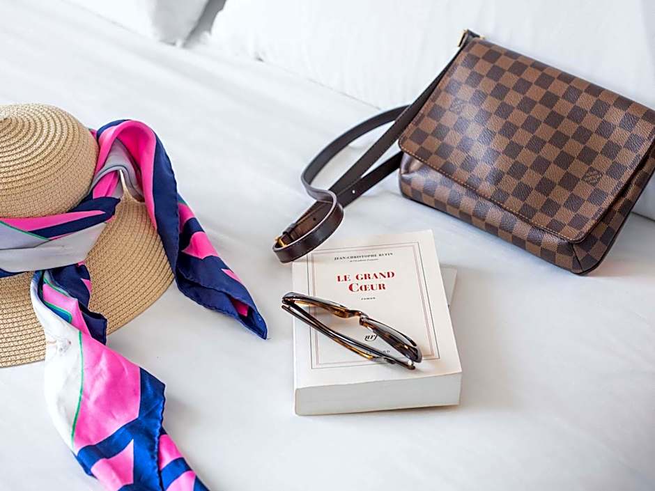 Hotel Plaza Biarritz Plage - Handwritten Collection