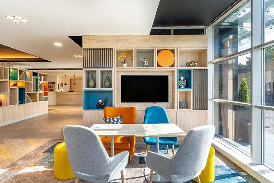 Holiday Inn Stevenage By IHG