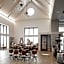 Hotel Renovo Des Moines Urbandale,Tapestry Collection Hilton