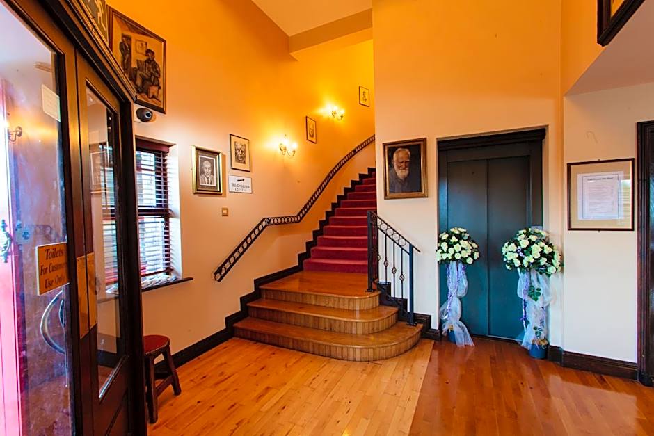 The Yeats County Inn Hotel