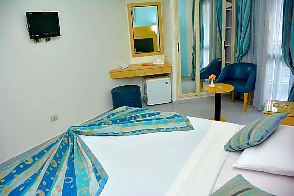 Aracan Pyramids Hotel