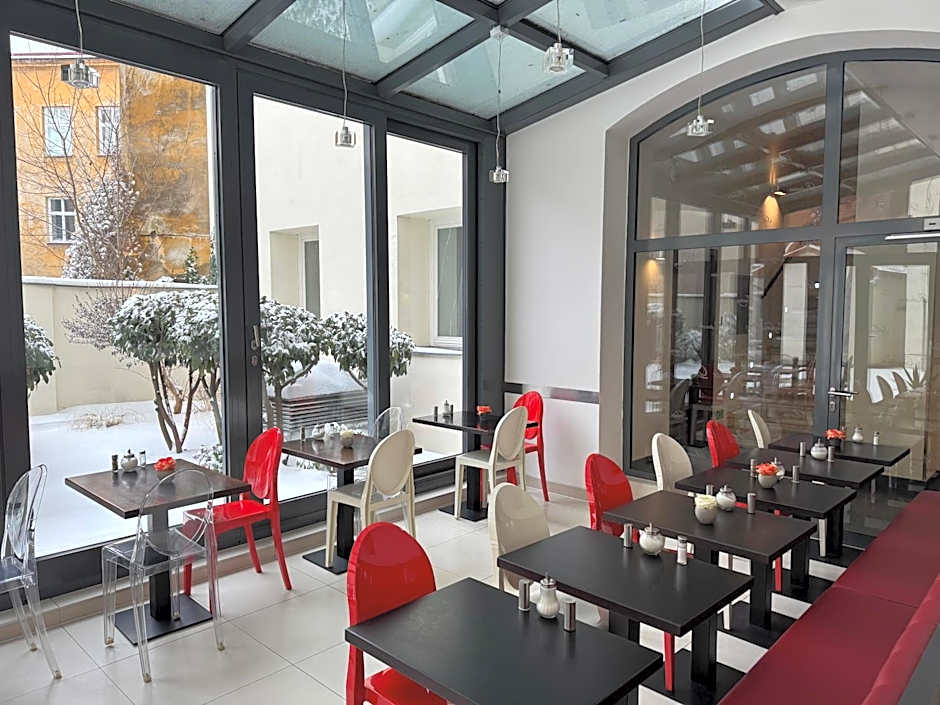 Red & Blue Design Hotel Prague