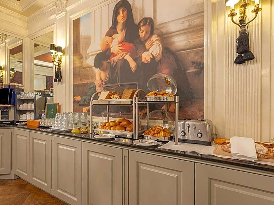 Apollofirst Boutique Hotel