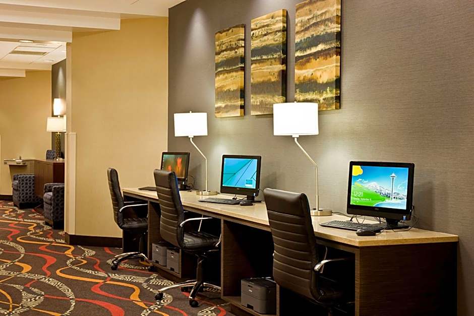 Best Western Plus Bwi Airport Hotel / Arundel Mills