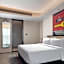 Radisson RED Guangzhou South Railway Station
