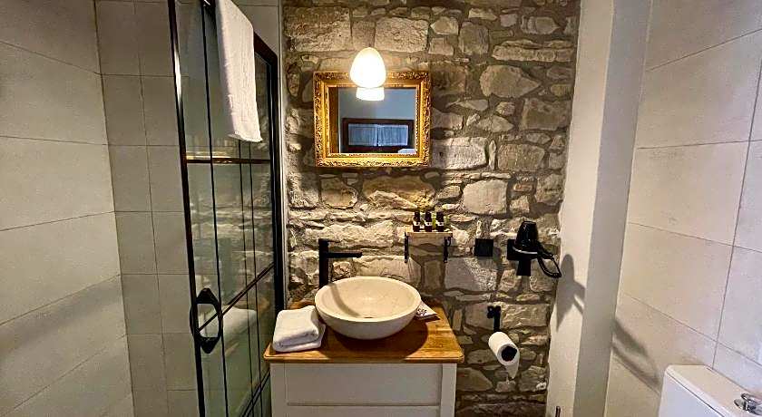 Urla Taş Konak Otel