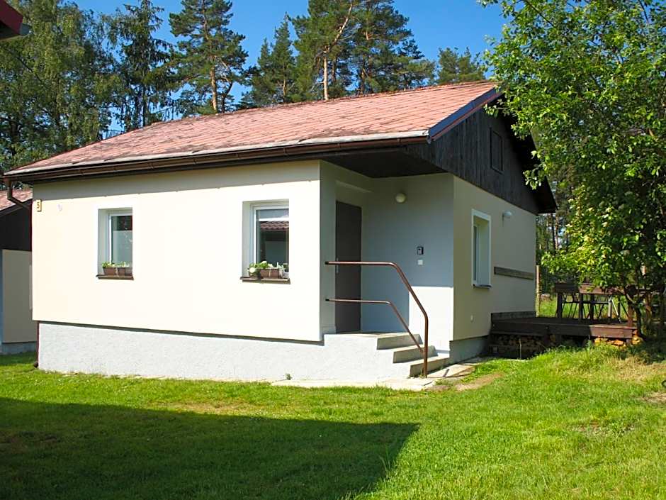 Nad rybníkem Hnačov - rodinný rekreační areál