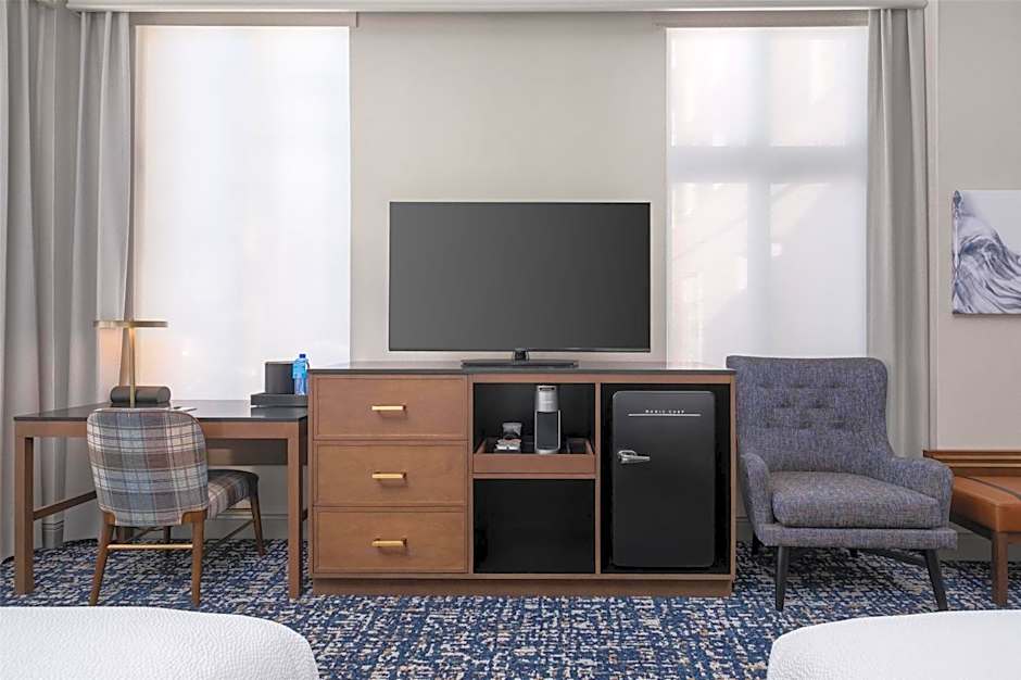 The Well House Hamilton, Tapestry Collection by Hilton