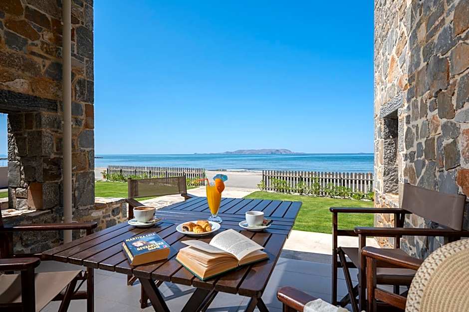 Creteco Hotel & Suites