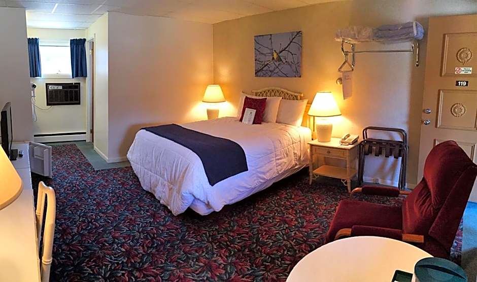 Photo 1 of 4 of Comfort 1 Queen Bed