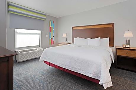 Kg Mobility/Hearing Access 3X3 Shower Suite