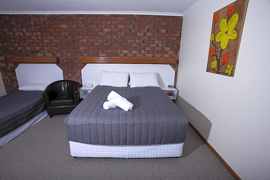 Donald Motor Lodge
