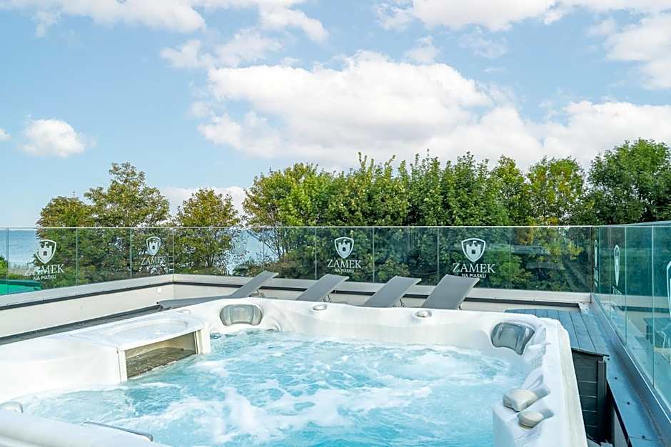 ZAMEK NA PIASKU - Tuż przy Plaży