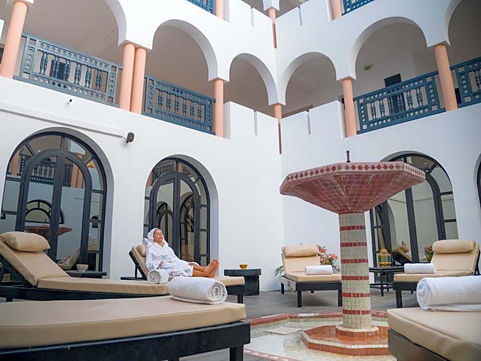 Valeria Jardins d'Agadir - All In