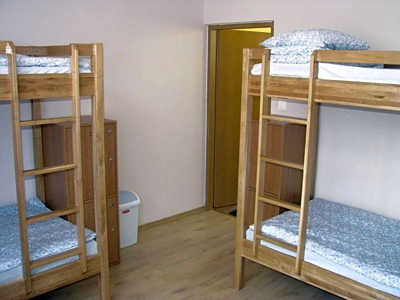 Hostel4u