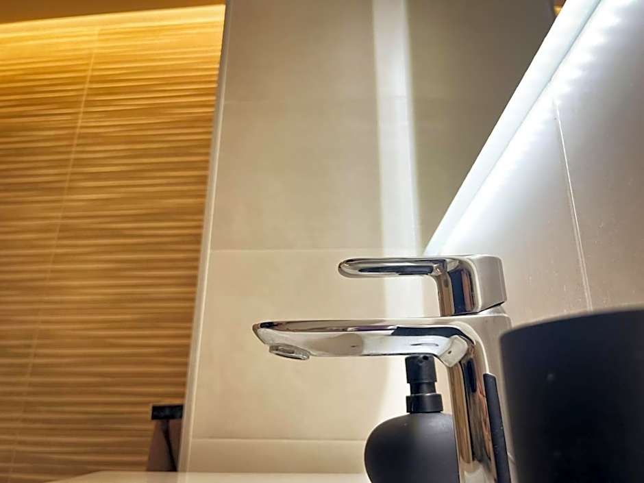 Palm Suites