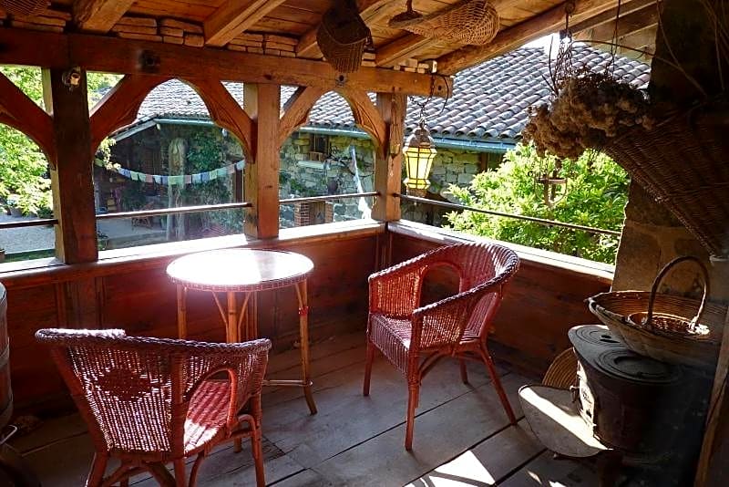 Les Folies de la Serve