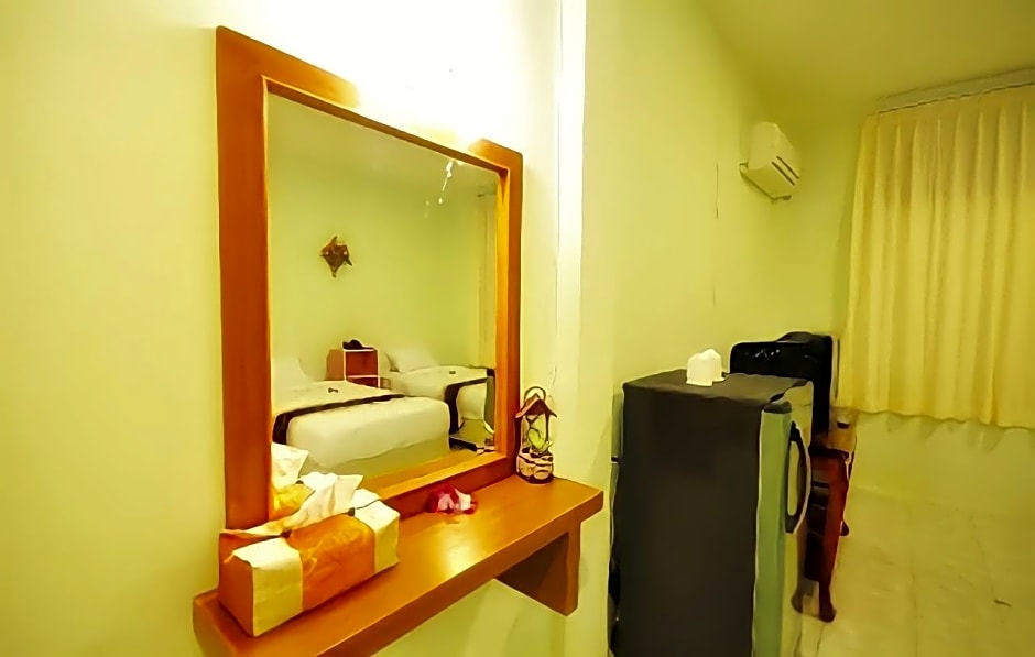 Piyaporn Hill Paradise Hotel