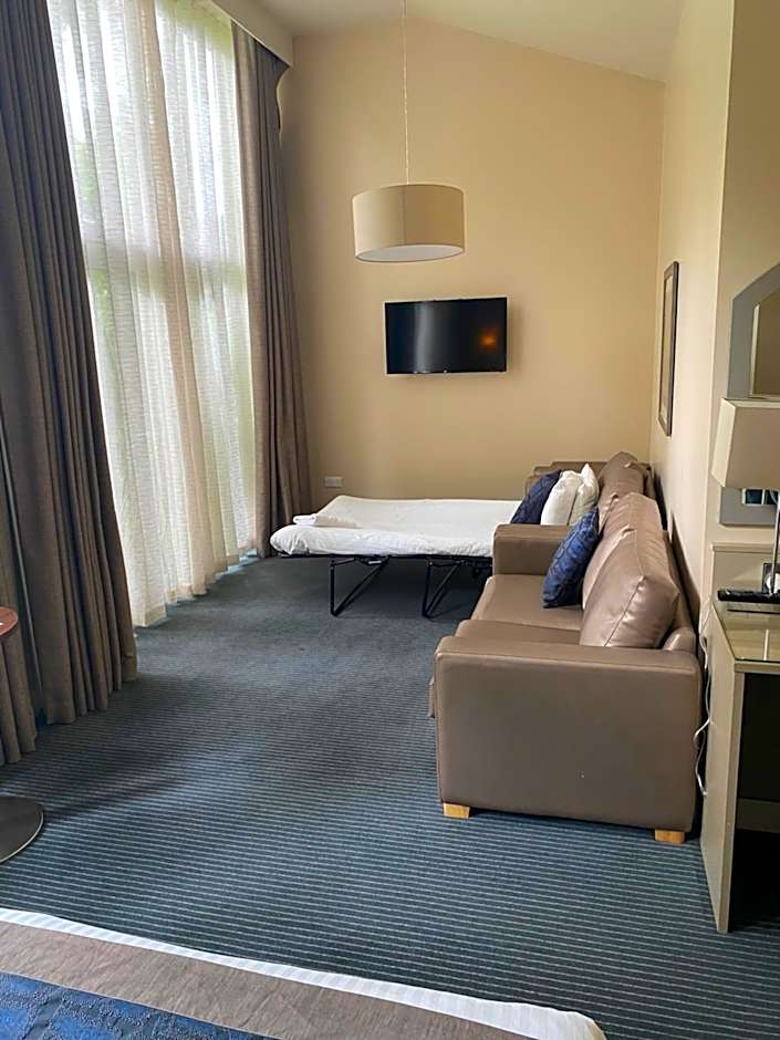 315 Bar & Restaurant