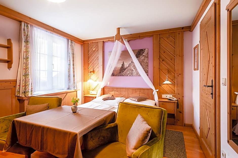 Scharfegger's Raxalpenhof - Zuhause am Land