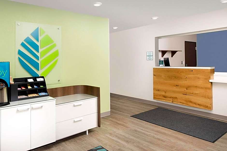 WoodSpring Suites Chicago Tinley Park