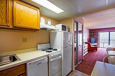 Oceanfront 2 Doubles kitchenette & Sleep-Sofa