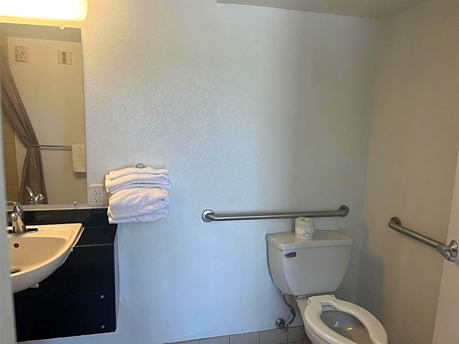 Motel 6 Fort Collins, CO