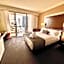 Surfers Apmnt 2 Beds Stunning Ocean Views