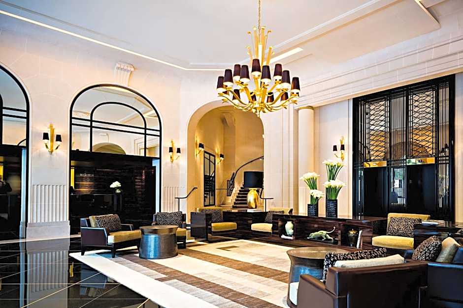 Prince de Galles, a Luxury Collection hotel, Paris