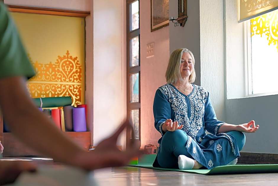 Yog niketan by sanskriti