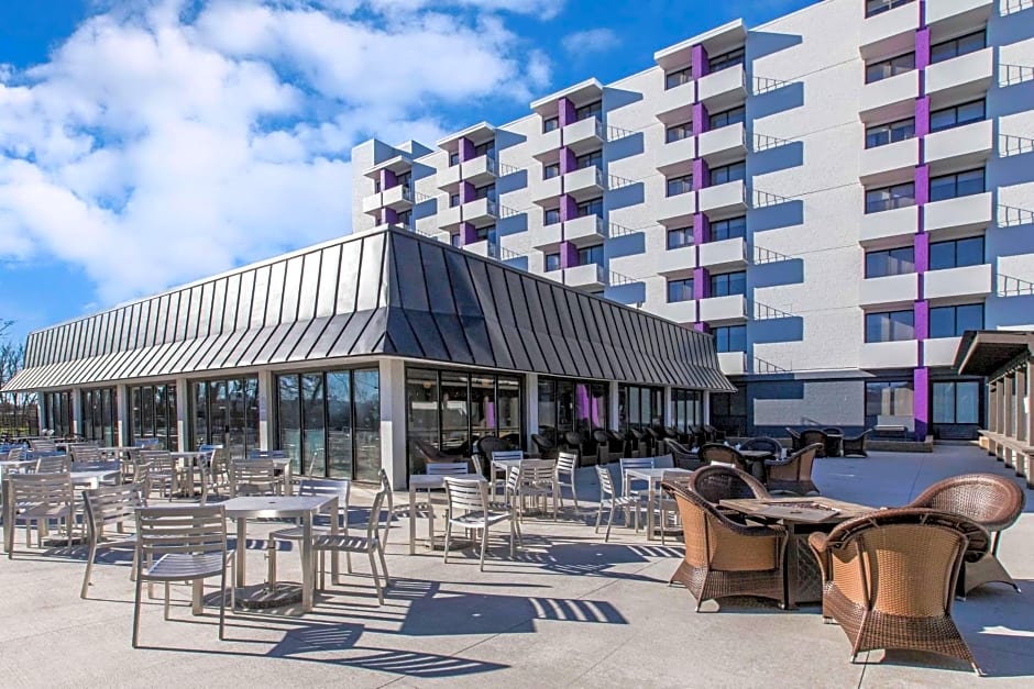 Radisson Hotel Grand Rapids Riverfront