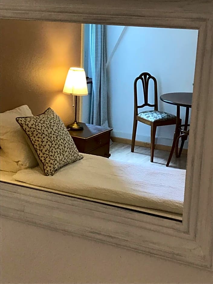 The Bed + Breakfast