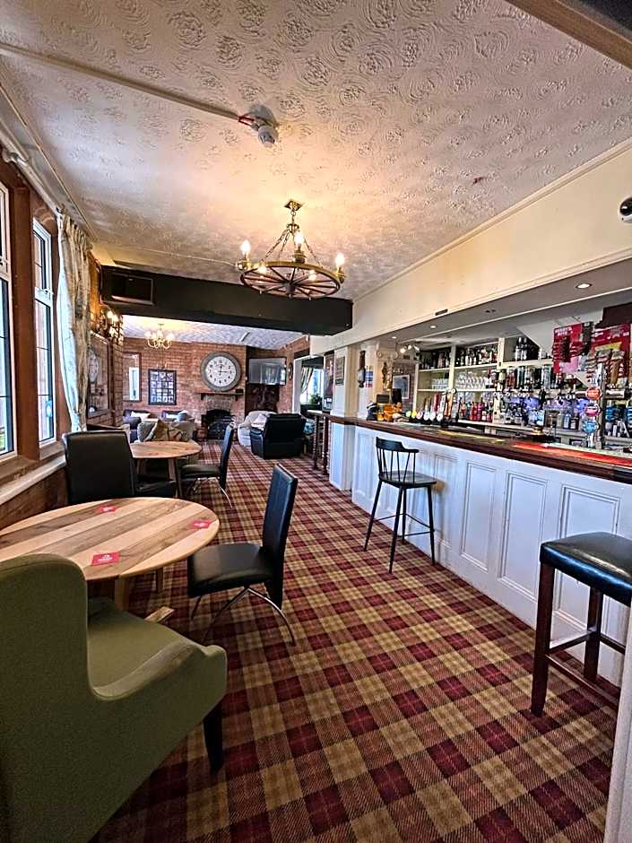 Halfway House Inn Country Lodge