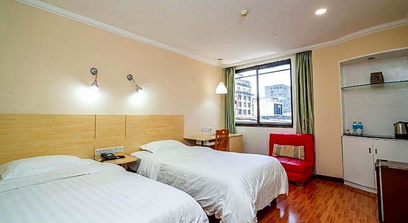 Ln White House Hotel