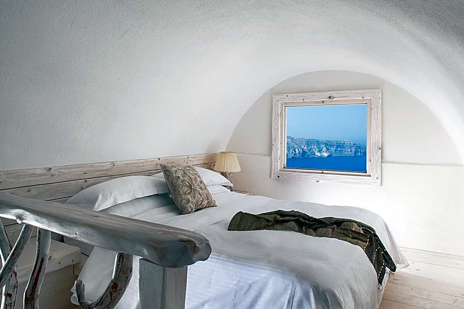 Athermi Suites - Adults Only