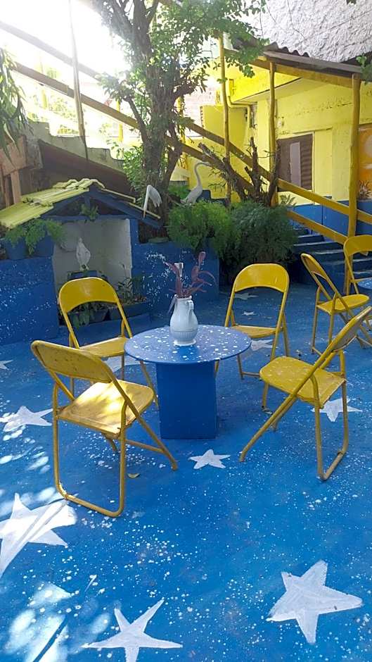 Pousada das Estrelas -Rua principal no centro de Conservatória