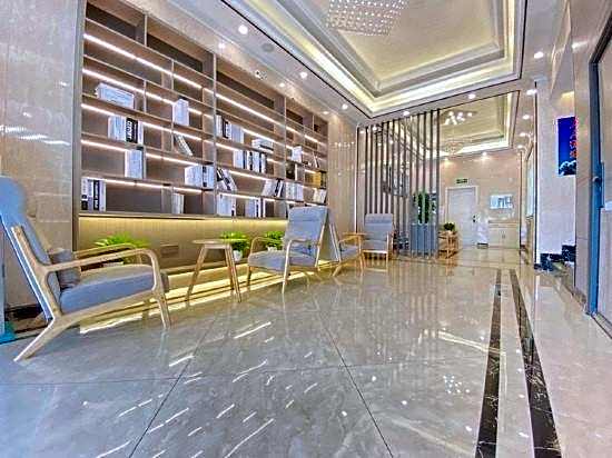 yisuqingju Hotel