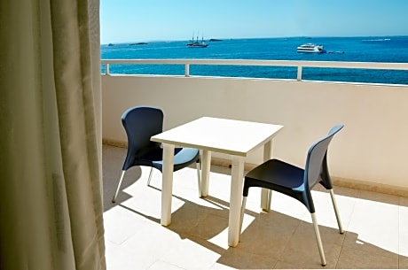 SEA VIEW 2 ADULTS