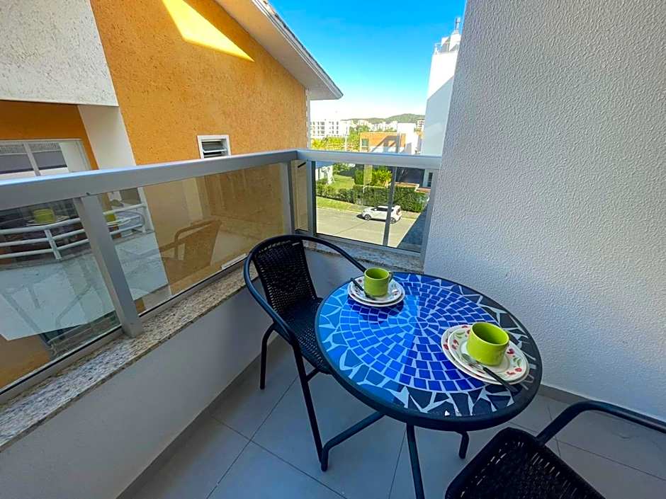 cód 67 - Excelente apartamento á 350m do mar!