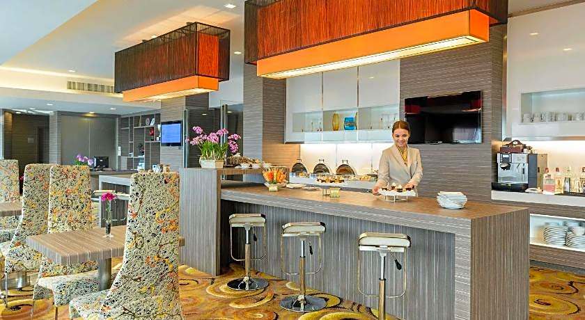 Novotel Bangkok Impact Hotel
