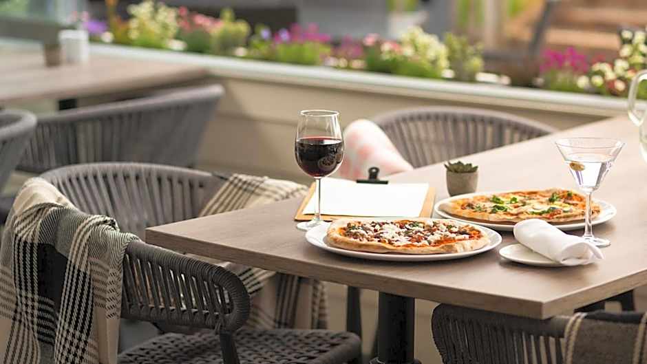 Sandford Springs Hotel and Golf Club