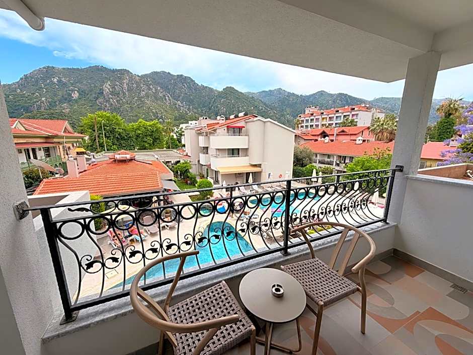 Ida Hotel
