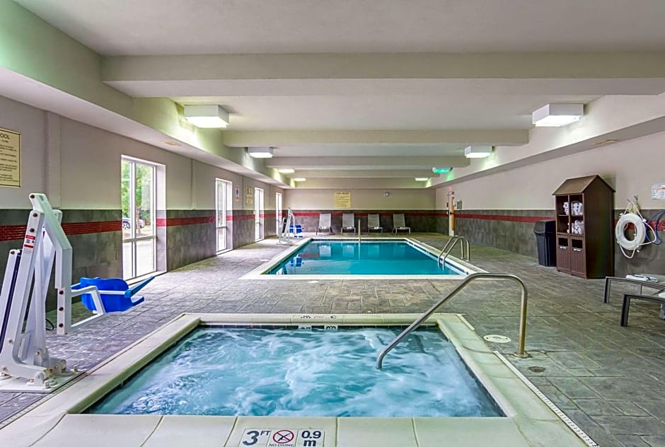 Comfort Suites at Virginia Center Commons