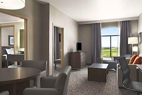 One-Bedroom Suite - Disability Access/Non-Smoking