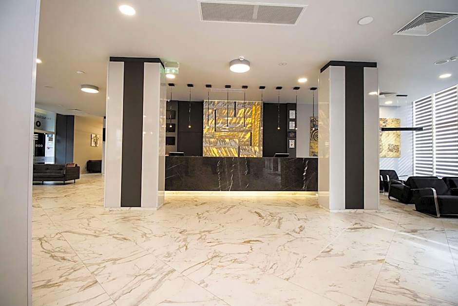 Best Western PLUS Premium Inn