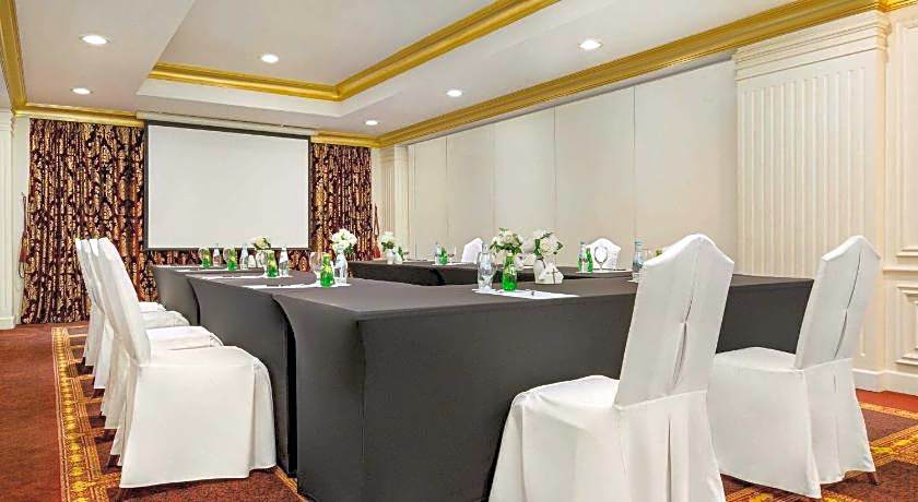 Grand Regency Doha, Trademark Collection by Wyndham