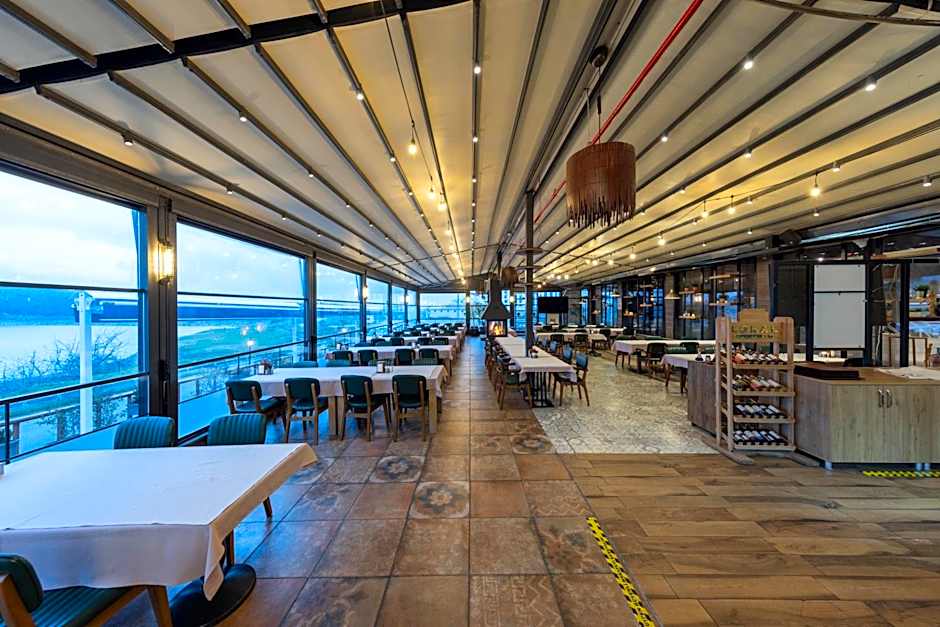 NEHİR HOTEL KEŞAN