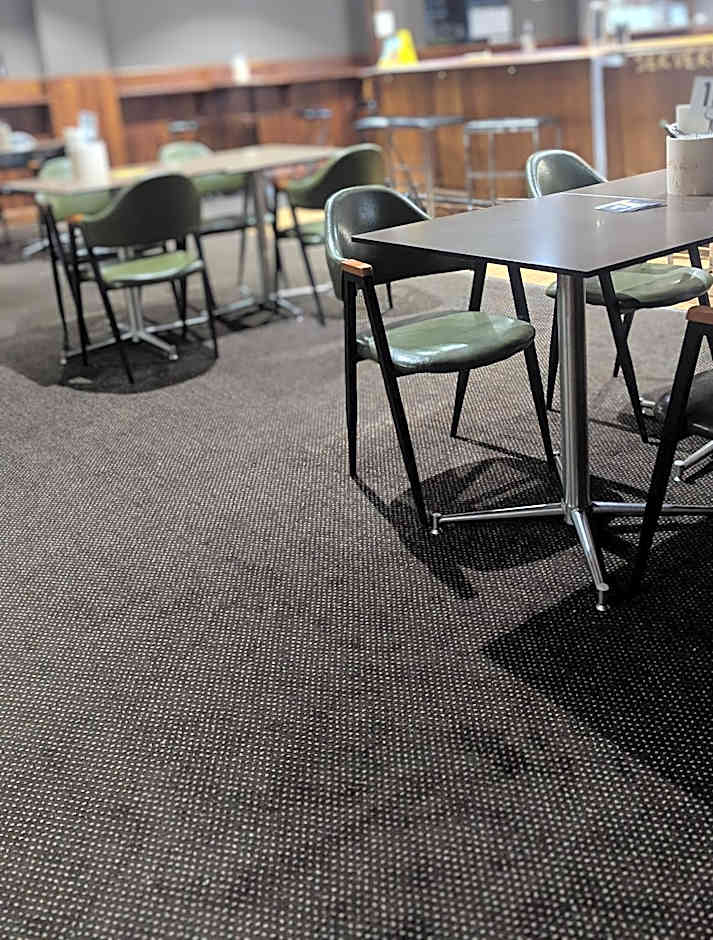 GRAND CENTRAL HOTEL PROSERPINE